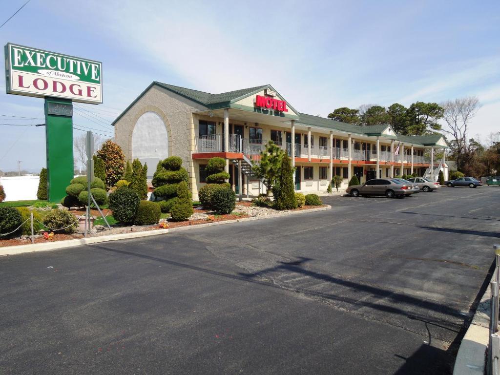 Motel Executive